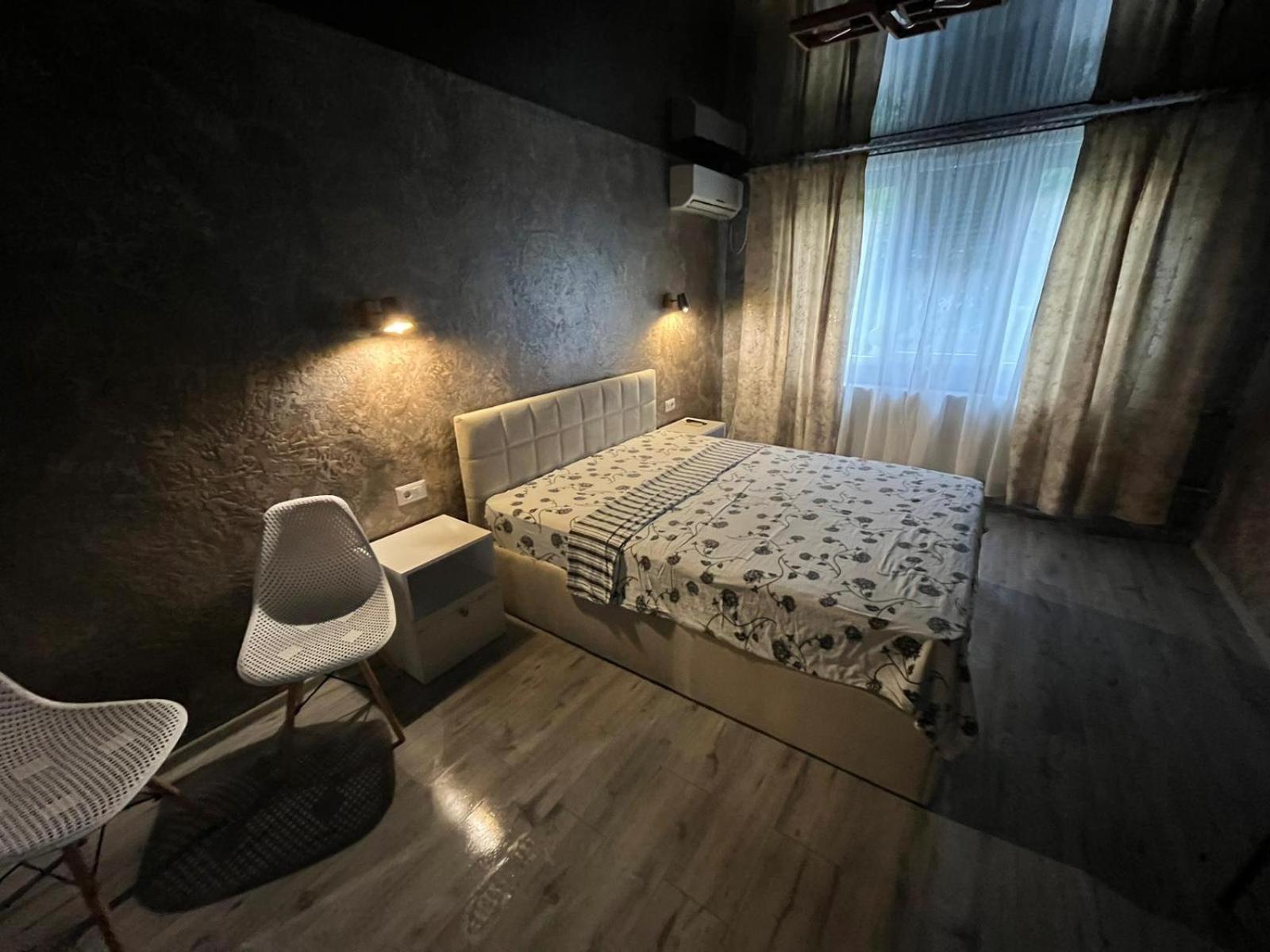 Downtown Galati Studio Kültér fotó